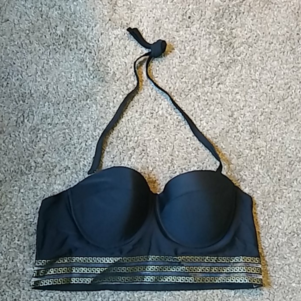 Halter bikini top